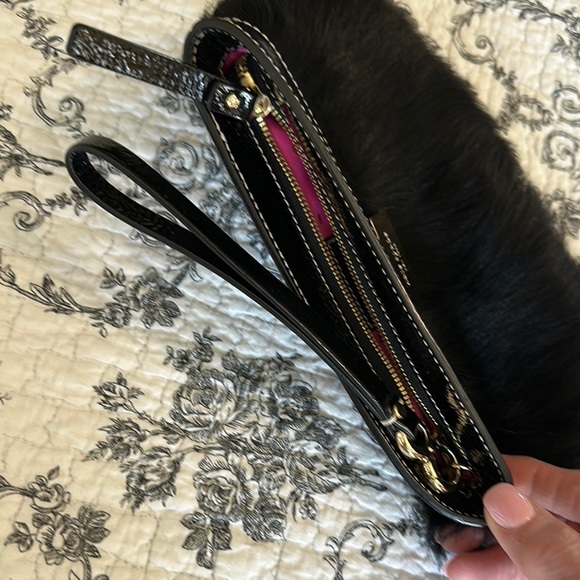 Kate Spade Faux Fur Wristlet Limited Edition. Pink interior w/ gold polka dots - Picture 6 of 9